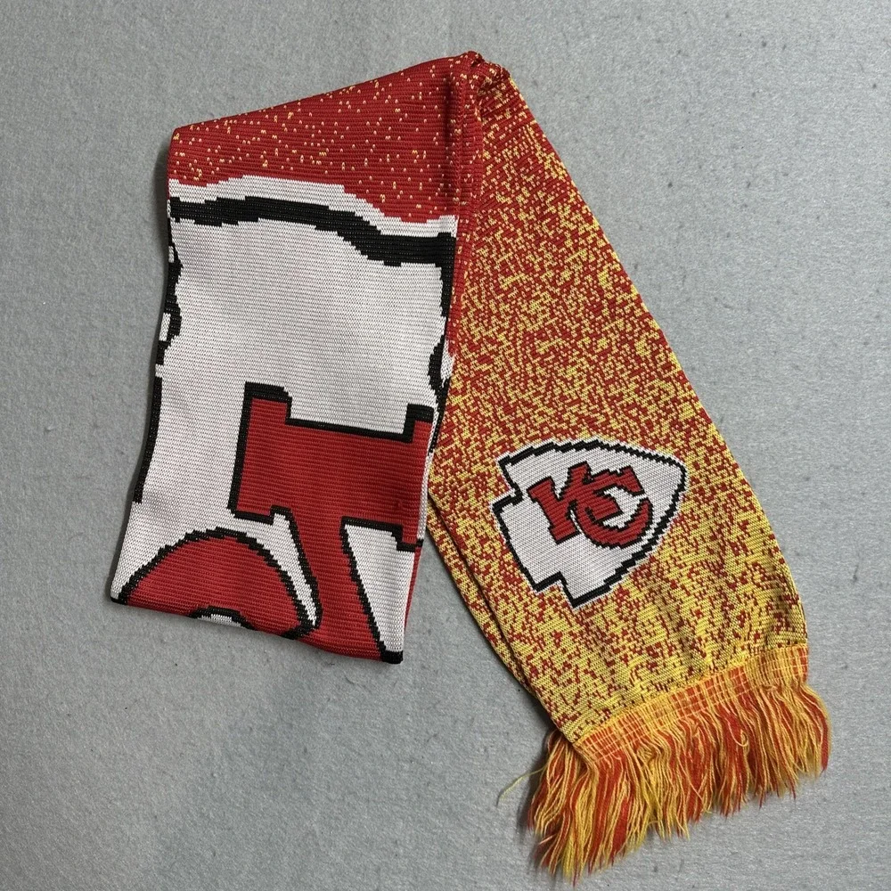 Kansas City Chiefs NFL Knit Scarf Gradient Big Logo Red Yellow Fringe Warm FOCO